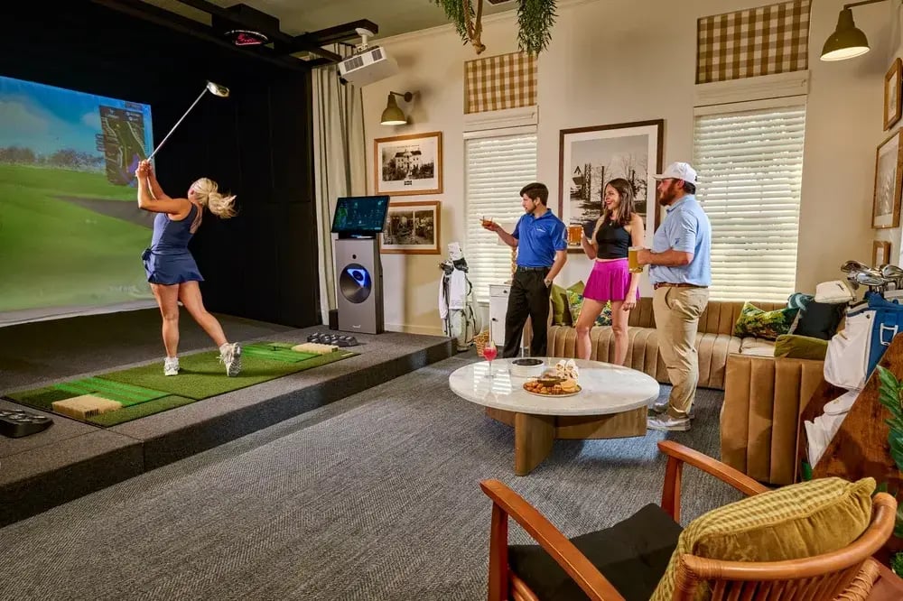 Frisco Farms simulator room guest swinging
