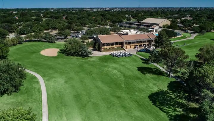 Lakeridge back of clubhouse aerial