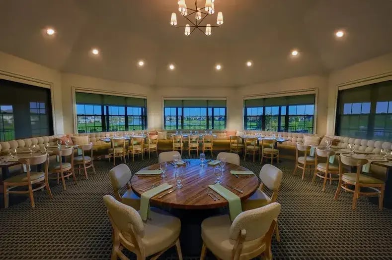 Fox Meadow Rotunda Dining