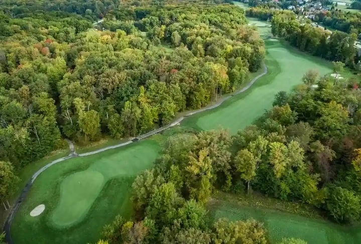 Signature Solon Hole 12