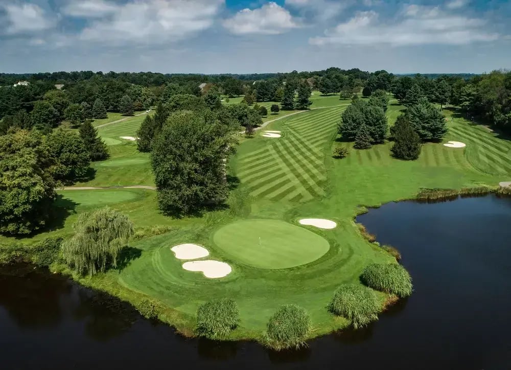 Montgomery Hole 17