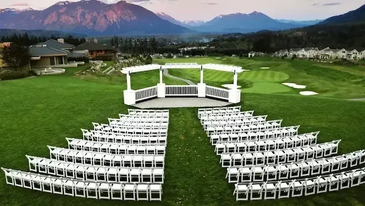 Snoqualmie Ridge outdoor ceremony site