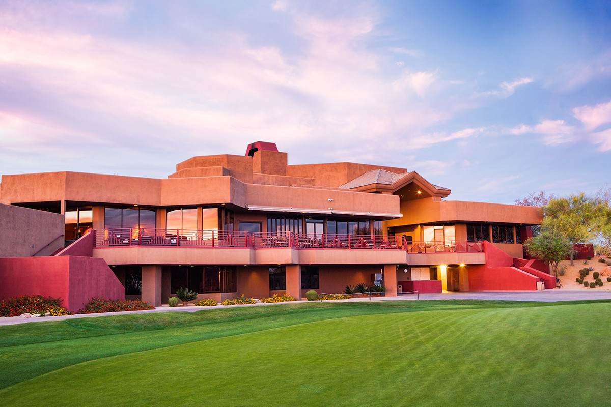 b1b40153-2c2d-4157-9366-ab88c7210705-Clubhouse