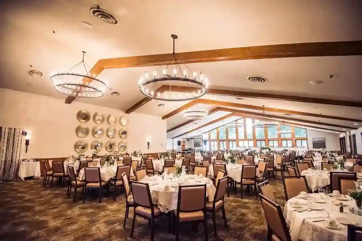 Majestic Oaks event room